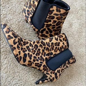 ZARA Point Toe Leopard Booties